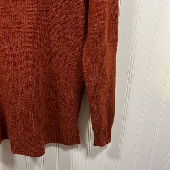 J.Crew wool burnt orange v-neck sweater - Picture 5 of 5